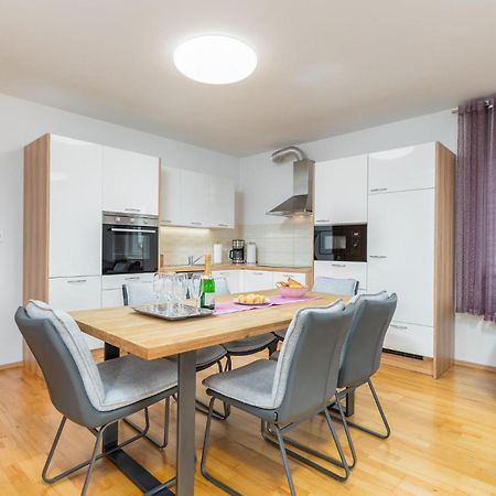 Lovely Apartment In Valbandon With Kitchen Фажана Экстерьер фото