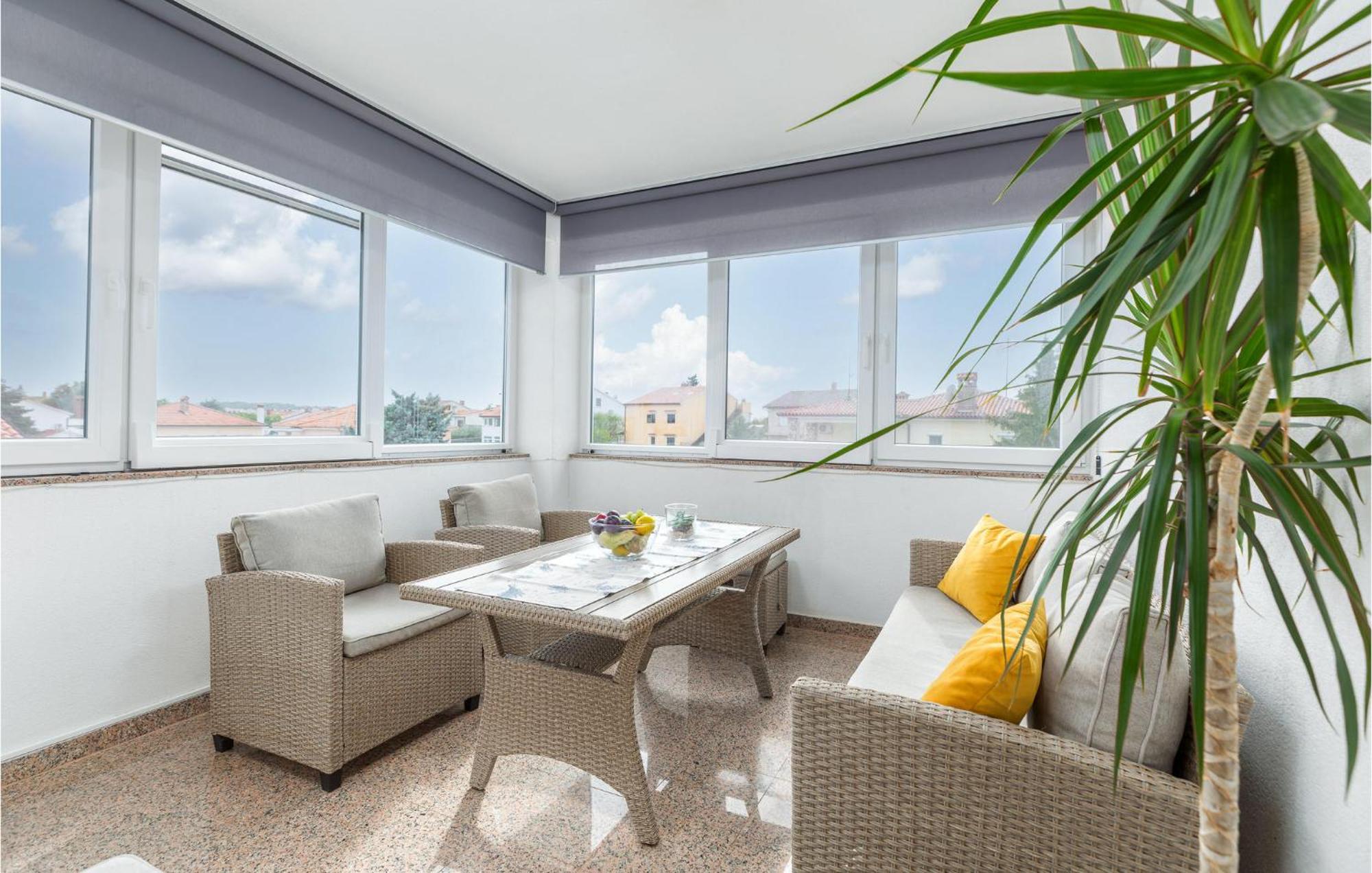 Lovely Apartment In Valbandon With Kitchen Фажана Экстерьер фото