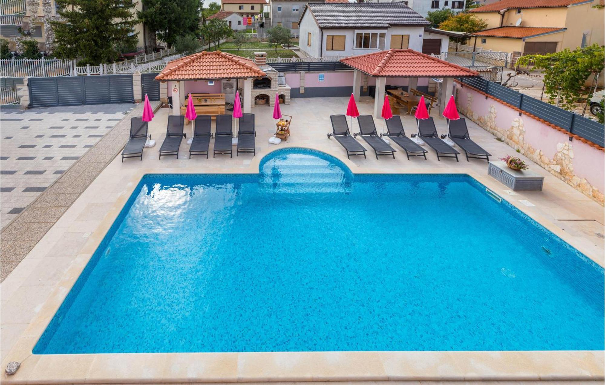 Lovely Apartment In Valbandon With Kitchen Фажана Экстерьер фото